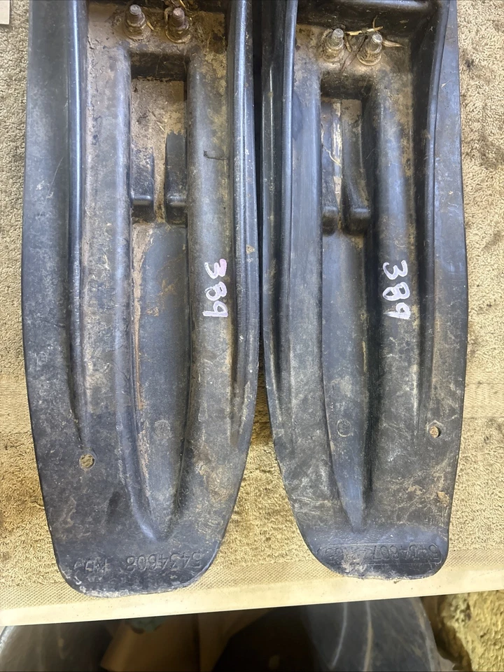 2002 Polaris RMK 800 skis runners set pair 389 - Image 2 of 4