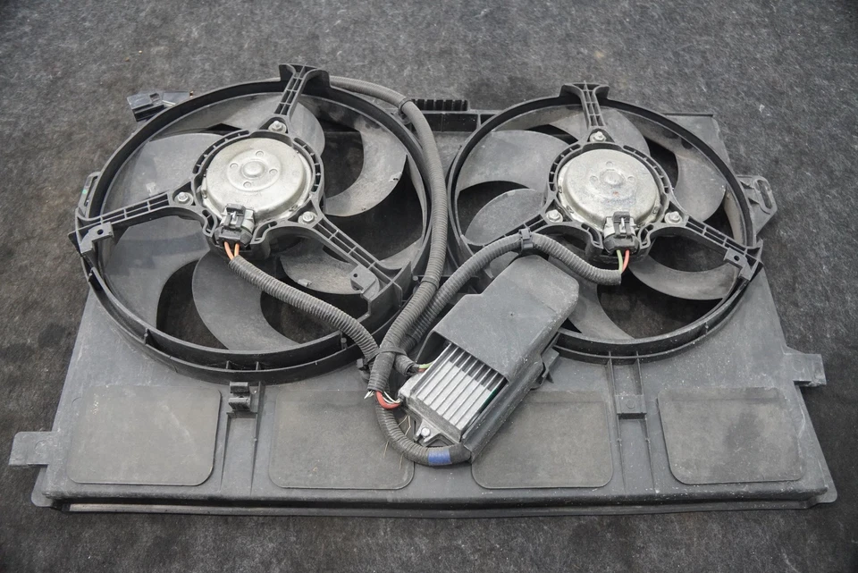 Engine Radiator Cooling Fan Motor 4G43-8C607-AA Aston Martin V8 Vantage 2006-16 - Image 2 of 4