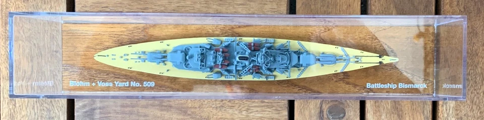 Conrad-Modell Schlachtschiff Bismarck Blohm + Voss Yard No 509 in 1:1250 +gut+ - Bild 2 von 4