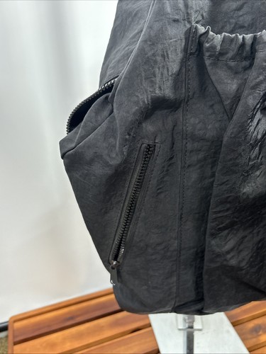 Gaiam Yoga Knapsack Single Strap Backpack Tote Bag Black Pockets Crossbody T95 - Picture 11 of 13