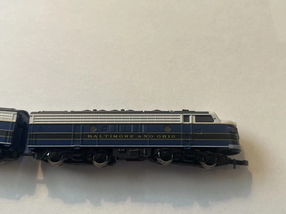 Marklin Z scale Mini Club 88602 F7 A-B Baltimore & Ohio Loco +CC New mint  - Image 4 of 4