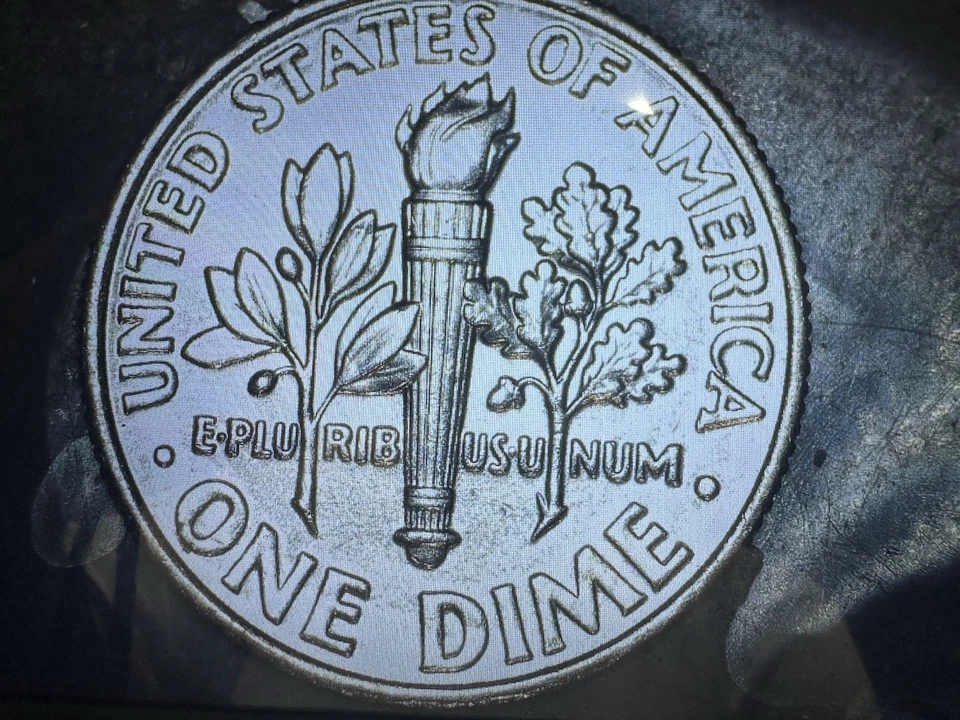 2015-P Roosevelt Dime DDO, DDR, Die Chip & Strike Thru Grease Error Foto 2 de 4