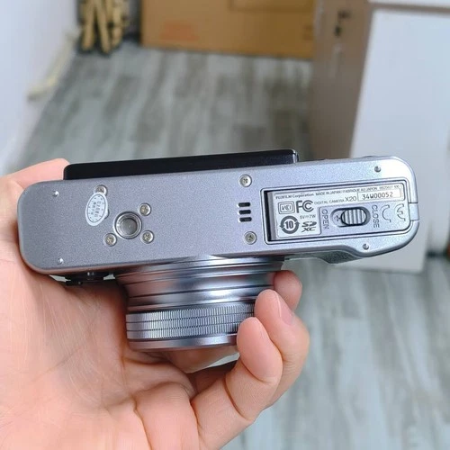 Fujifilm Fuji X Series X20 12 MP 4x Optical Zoom Digital Camera Silver 1080p HD image 7
