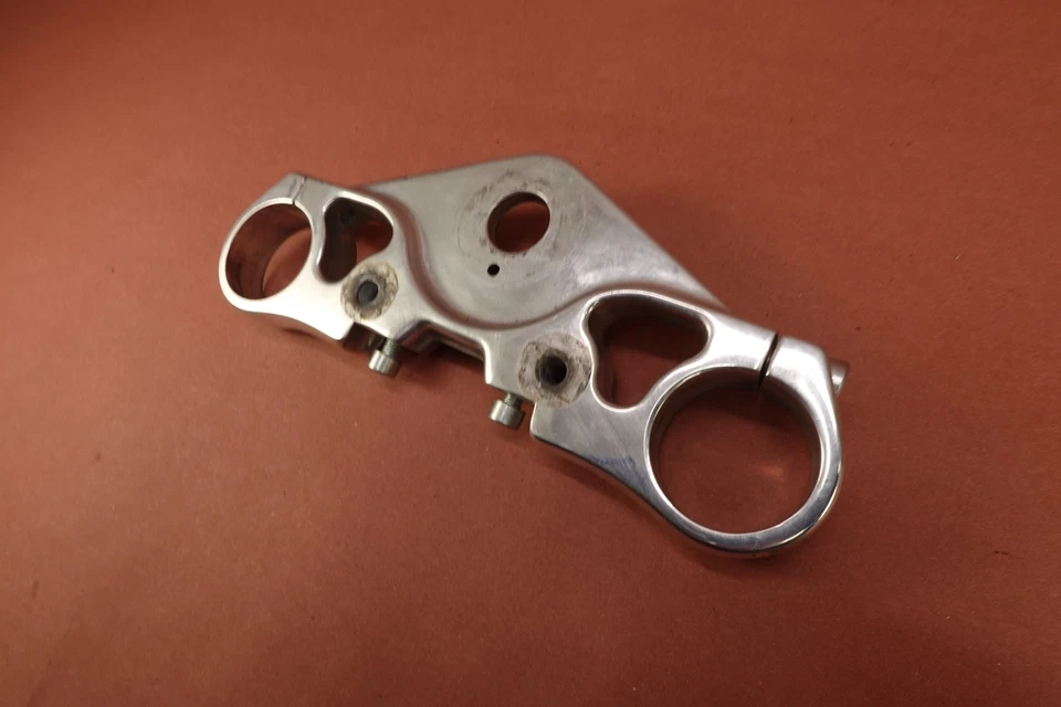 Harley Davidson V-rod Vrod 2002-2006 abrazadera de horquilla triple árbol superior Foto 2 de 4