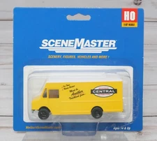 Walthers Scenemaster 949-12104, Central Beverage Distributors Truck, HO Scale
