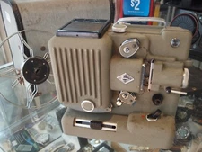 VINTAGE EUMIG WIEN TYPE P8 - 8mm MOVIE PROJECTOR WITH CASE | UNTESTED