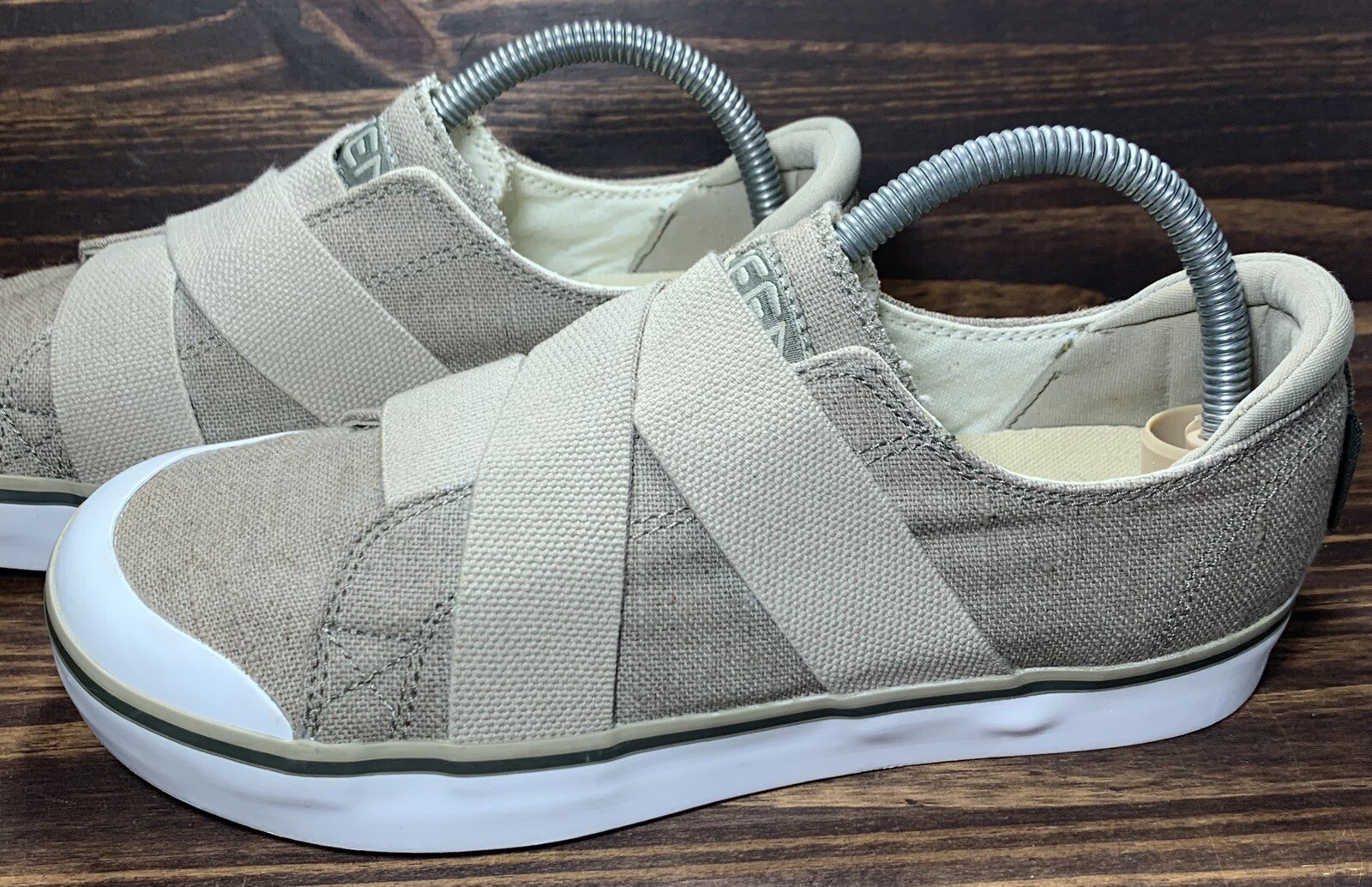 Scarpe da ginnastica slip on da donna Keen Elsa III Gore taglia 8 5 marroni bianche