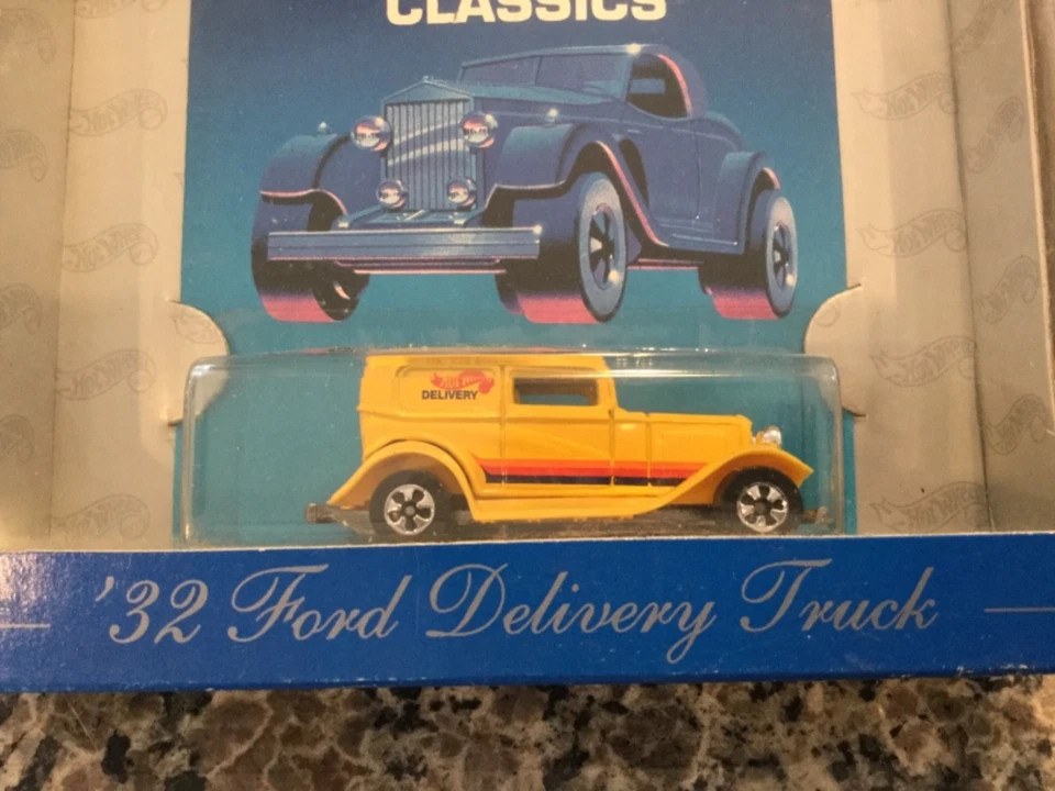Camión de reparto Ford 32 réplica conmemorativa auténtica Hot Wheels 1:64 Foto 3 de 3
