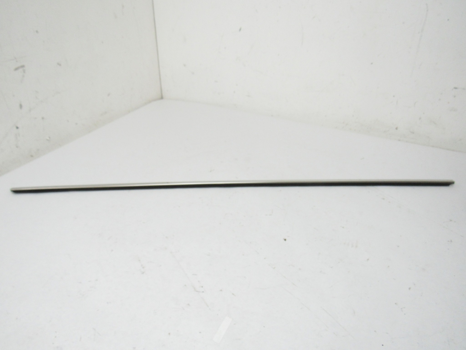 Aston Martin DB9 Front Left Driver Door Molding Cover Panel Trim 08-10 |