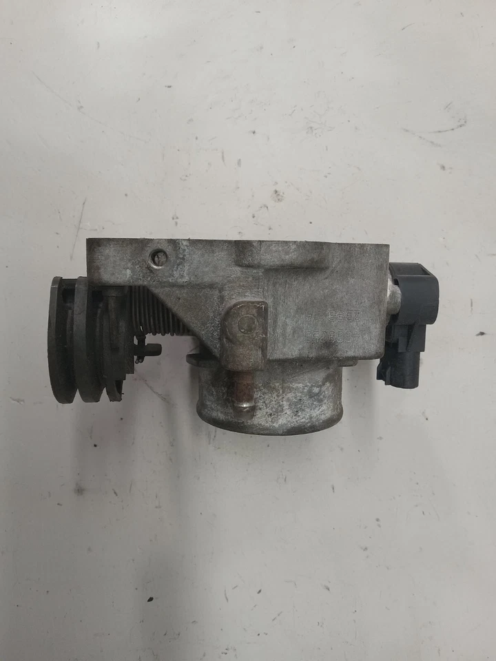 Cuerpo del acelerador Plymouth Breeze 1996-2000 2,0 L OEM, 337-05092 Foto 4 de 4