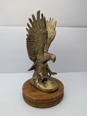 Großer Vintage Messing Adler auf Holzsockel