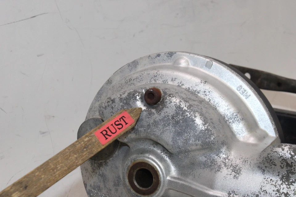 84-87 HONDA SHADOW 700 VT700C OEM BASCULANTE TRASERO BRAZO DE SUSPENSIÓN CON ACCIONAMIENTO FINAL Foto 3 de 4