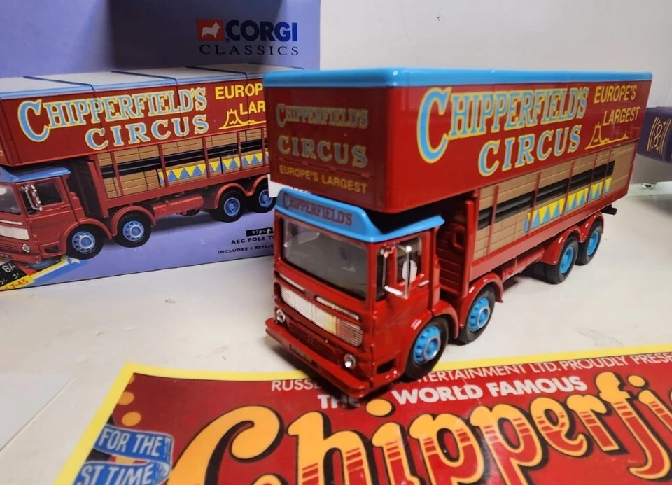 CORGI CLASSICS 97896 AEC POLE TRUCK & POSTER CHIPPERFIELDS CIRCUS 1/50 SCALE NIB - Image 2 of 4