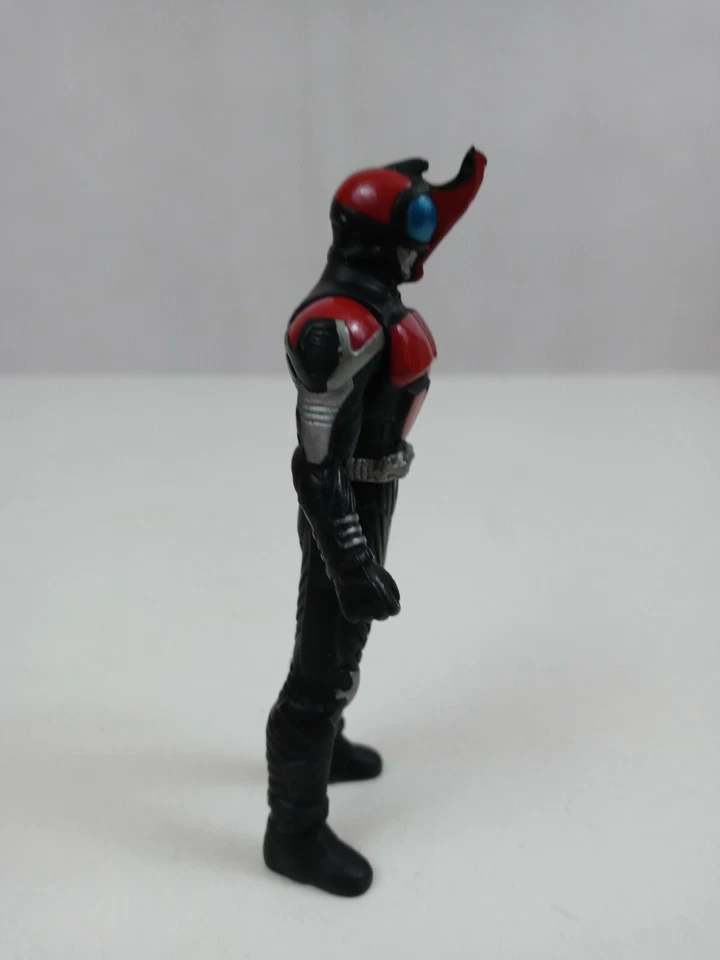 Виниловая фигурка Bandai Legend Rider History 13 Kamen Rider Kabuto Rider Form 3,75 дюйма - Изображение 2 из 4
