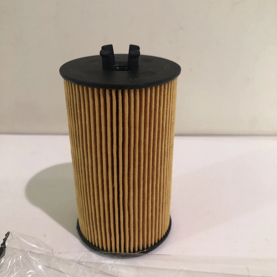 Filtro de aceite de motor Champ paquete de 2 P981 AVEO Cruze Colorado Malibu Sonic Canon Foto 3 de 4