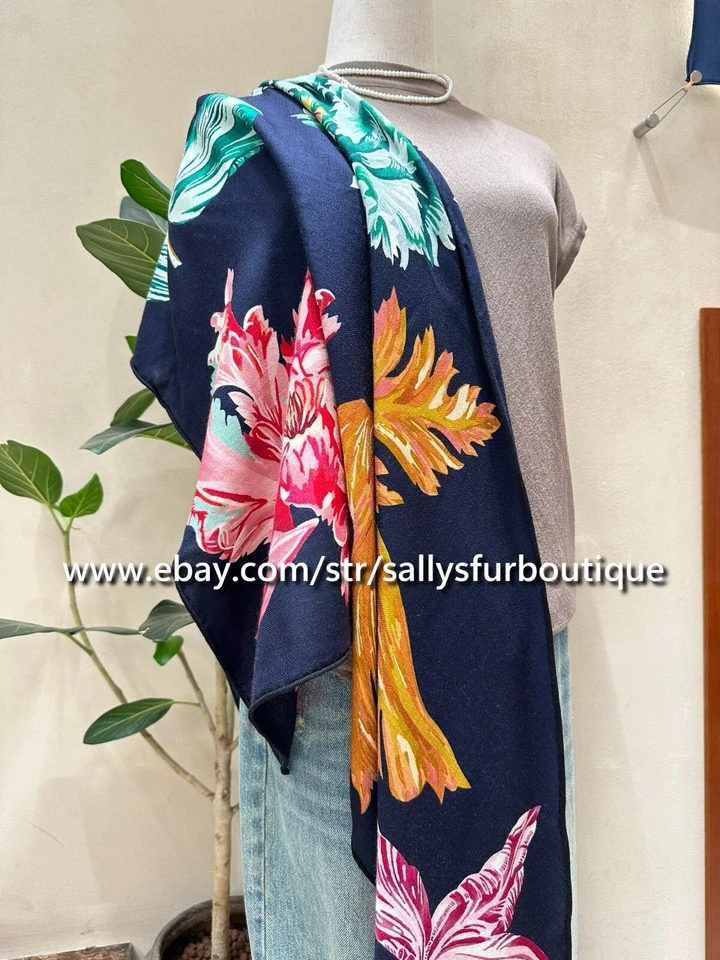 Sallys Cashmere & Silk Wrap Scarf Tulips Print 2 Face Triangle Shawl 190*90cm - Image 2 of 4