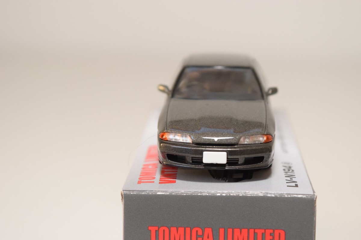 【新品】TOMICALIMITEDVINTAGENEO ニッサンスカイライン Amazon.com: Tomica Limited Vintage Neo 1/64 LV-N194d Nissan
