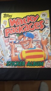 Rare-1982-TOPPS-WACKY-PACKAGES-STICKER-ALBUM-with-9-additional-stickers