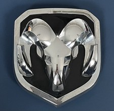 2013-2018 Ram 1500 Front Emblem Medallion Ram Head 68140322aa