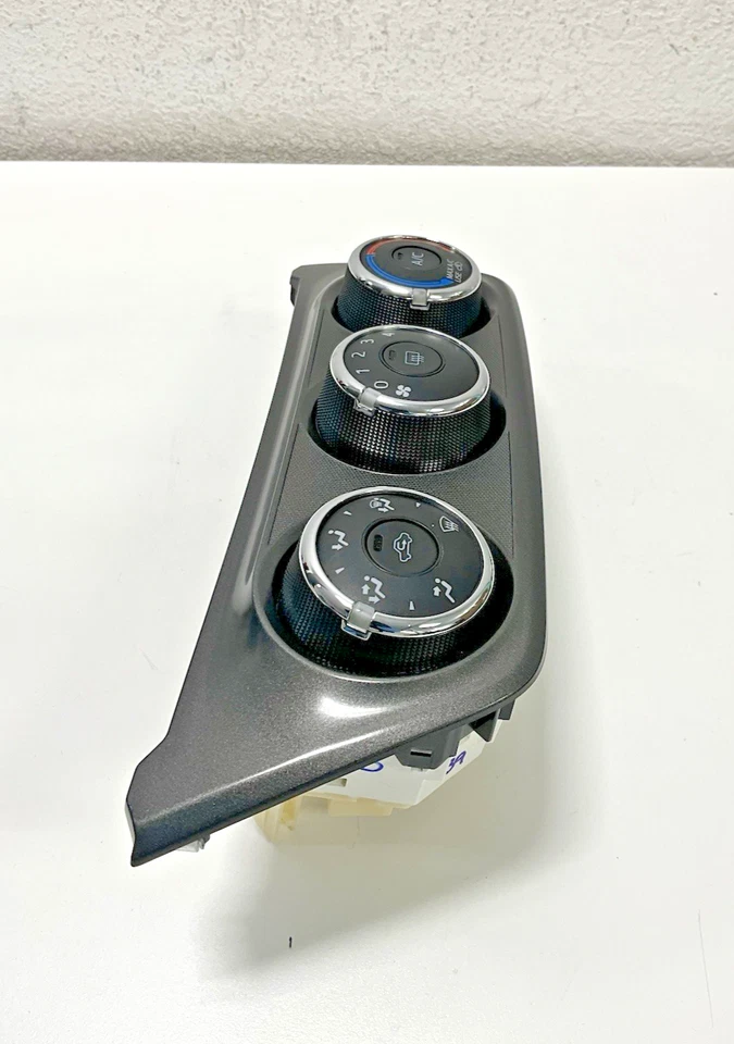 2013 丰田 Rav-4 气候温度控制面板 5590175D401 原始设备制造商 — 第 4/4 张图片