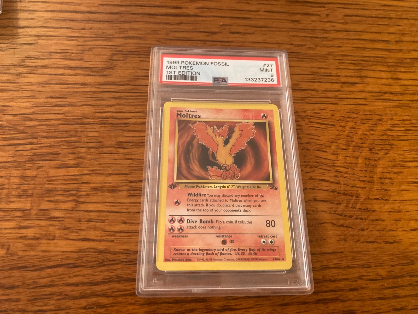 1999 POKEMON FOSSIL 1ST ED #27 MOLTRES PSA 9