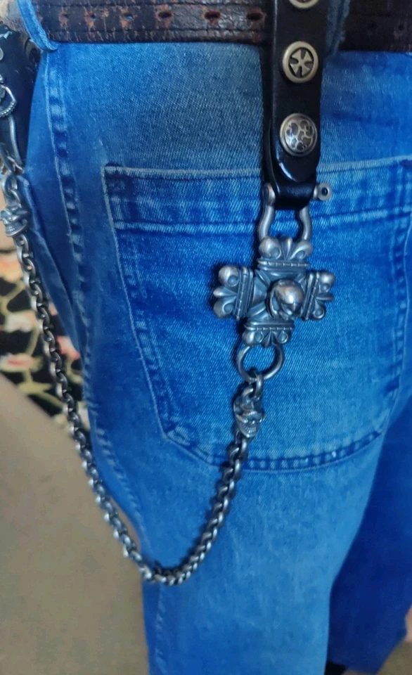 Cartera de cuero Stop Light Cross cadena maya plata de ley con corazones salvajes Foto 2 de 4