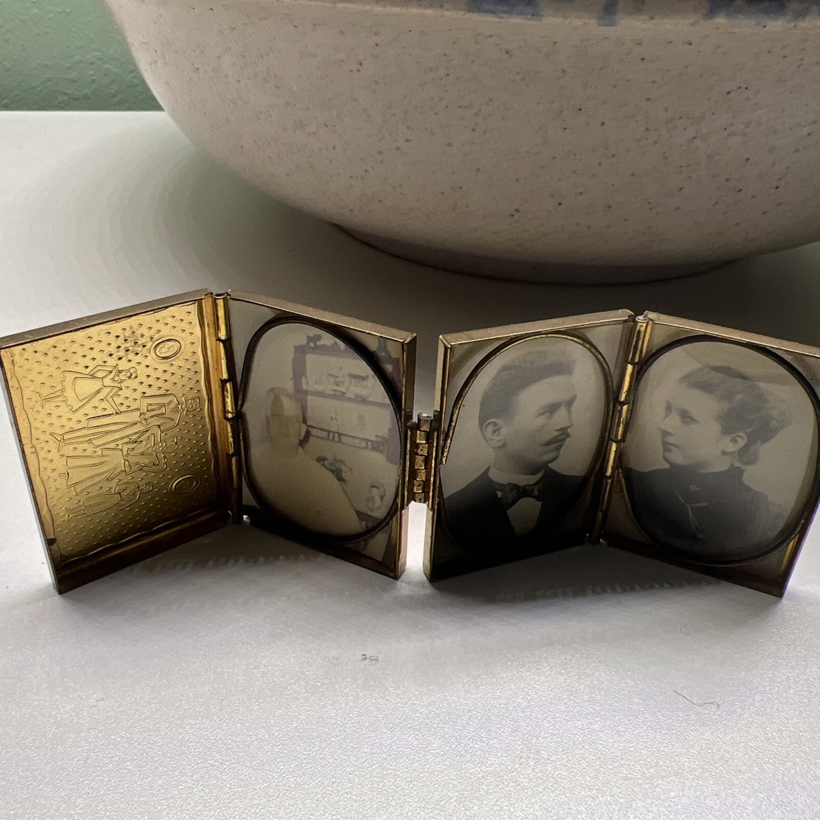 Vintage Nucear Family Compact Mini Photo Frame Brass & White Enamel 1940s
