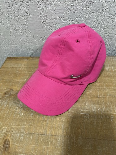 Nike Heritage 86 Pink Running Hat 1 Size Cap Strapback Silver Metal Swoosh Logo