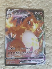 Carta Pokemon Charizard VMAX Gigantamax 020/189