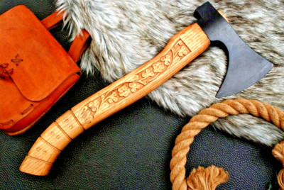 Custom Handmade Carbon Steel Viking Axe Hatchet Integral Throwing Tomahawk ZS393
