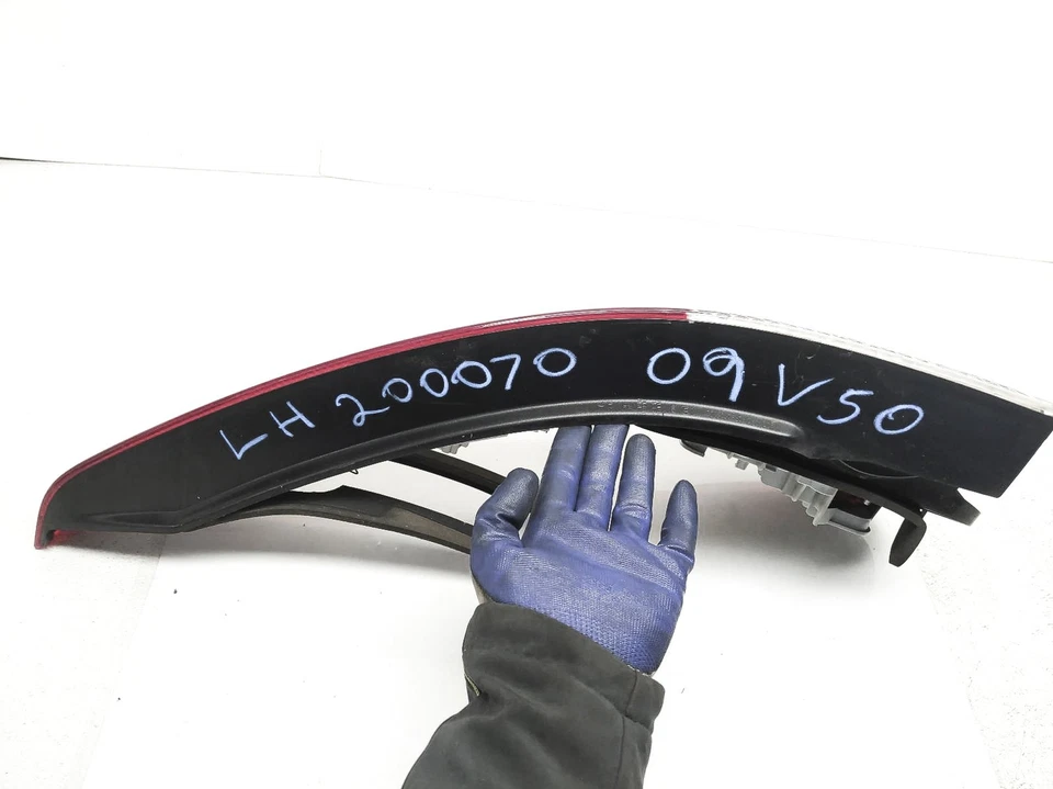 Luz trasera de freno panel cuarto pasajero Volvo V50 2008-2011 307635128 Foto 4 de 4