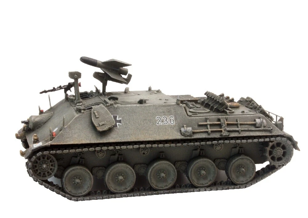 Resin Diecast Tanks & Military Vehicles 2015 Vehicle Year