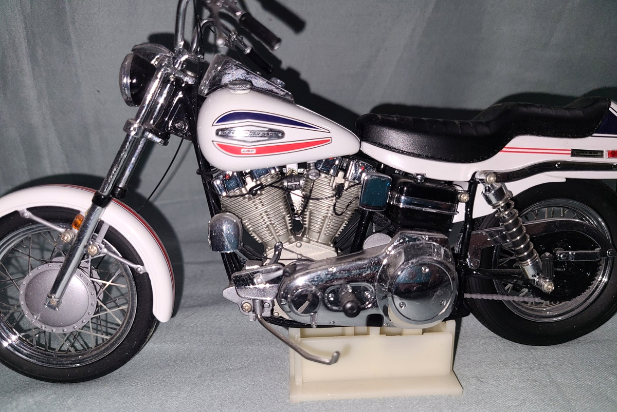 Franklin Mint Precision Models 1:10 Harley Davidson 1971 Super