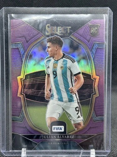 2022-23 Panini Select FIFA - Terrace Julian Alvarez #3 purple  Prizm /75  (RC)