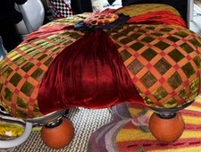 MacKenzie Tuffetto Quadrato in Velluto per Bambini ~ Con Piedini in Ceramica Ritirato