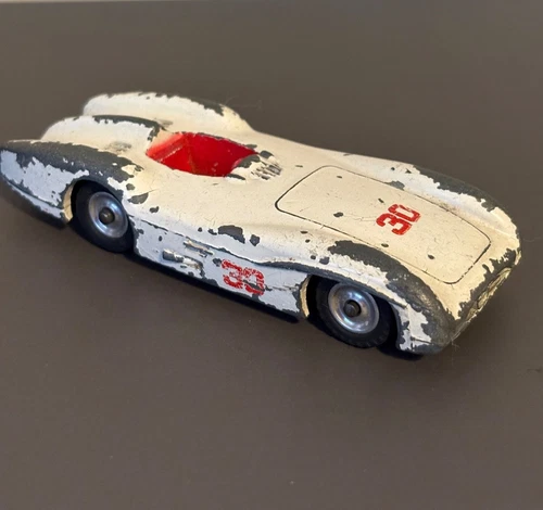 VINTAGE DINKY TOY  MECCANO Ltd  - 237   MERCEDES BENZ RACING CAR - RARE