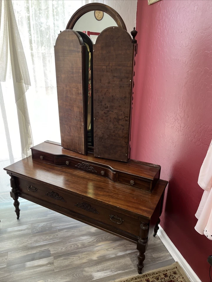 Vintage Tri-fold Antique Walnut Vanity With 3 Mirrors - Image 4 of 4
