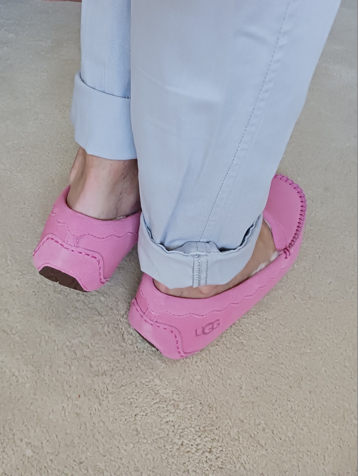 UGG Women's Scalloped Moccasin Slippers 