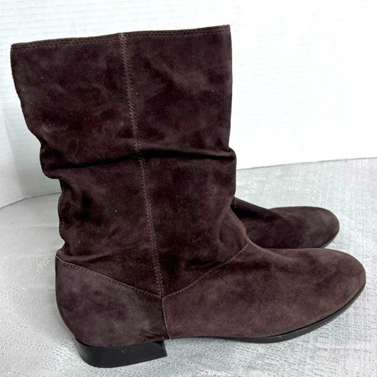 NWOT Munro Women's soft brown boots Size