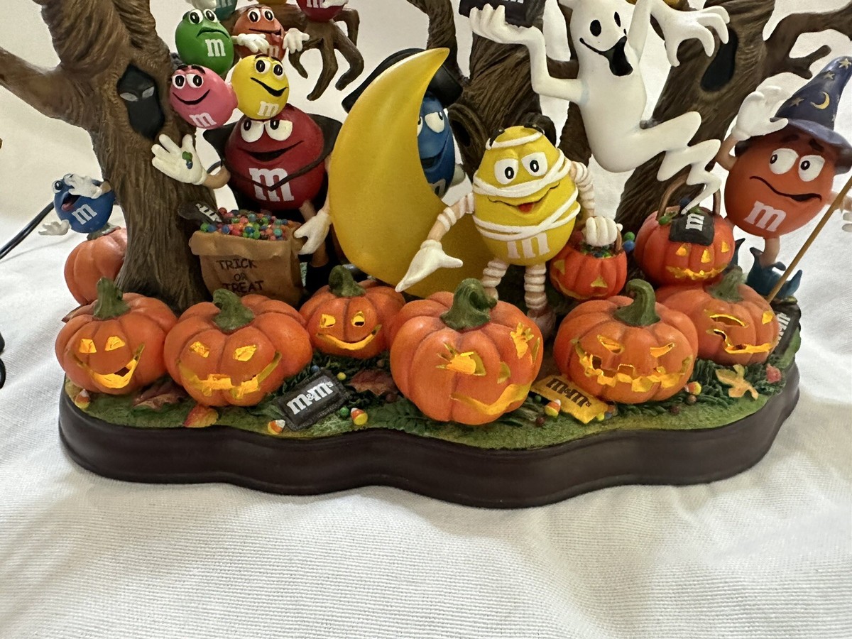 Danbury Mint M&M Haunted Pumpkin Patch Lighted - Missing Moon | eBay