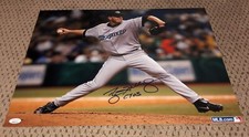 ROY HALLADAY SIGNED 16X20 PHOTO AUTOGRAPH BLUE JAYS BASEBALL CY 03 JSA LOA AUTO 