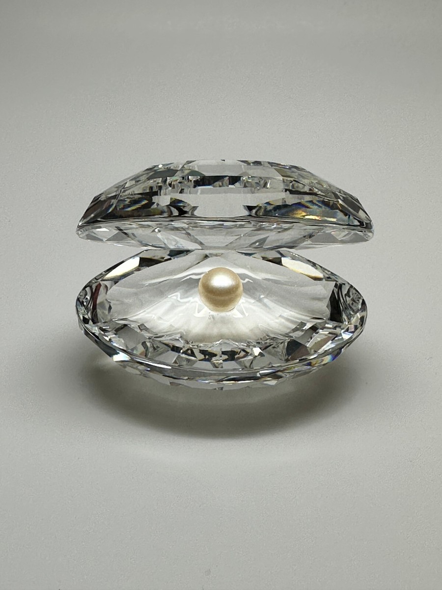 Swarovski Shell with Pearl ラージ　014389 Swarovski Crystal Clear Clam Shell with Pearl 014389 Retired