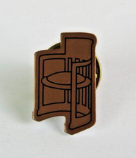 Spilla bavero design sedia mezza canna Charles R. Mackintosh 1907 vintage .75" RARA