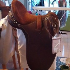 Syd Hill Brown Premium Leather Adjustable 17 Inch Stock Saddle