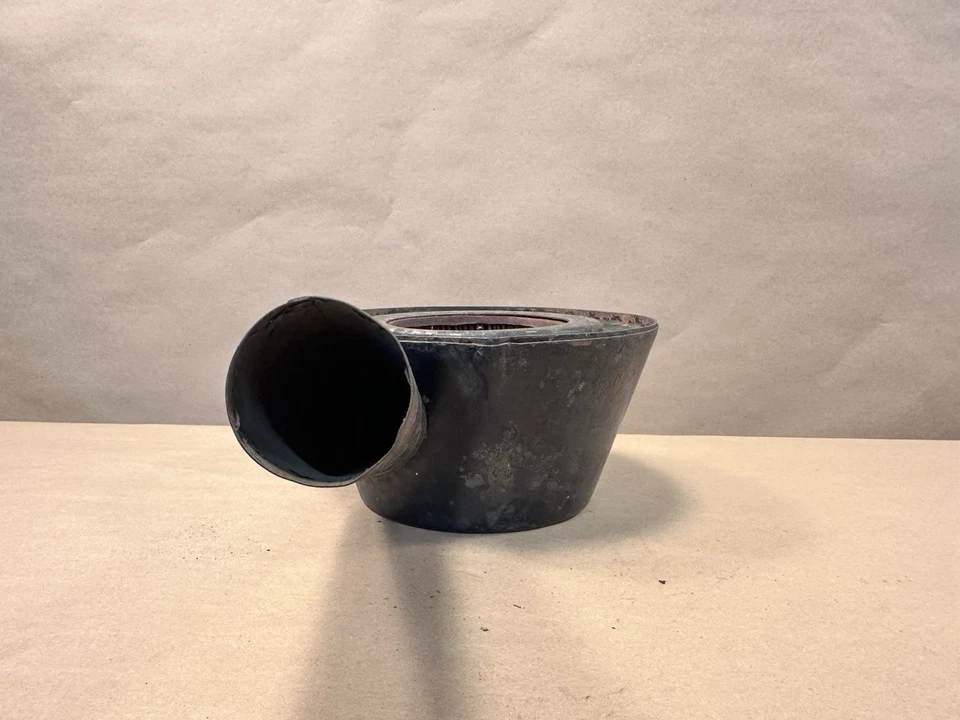 MG MGB Air Filter Housing - Image 2 of 4