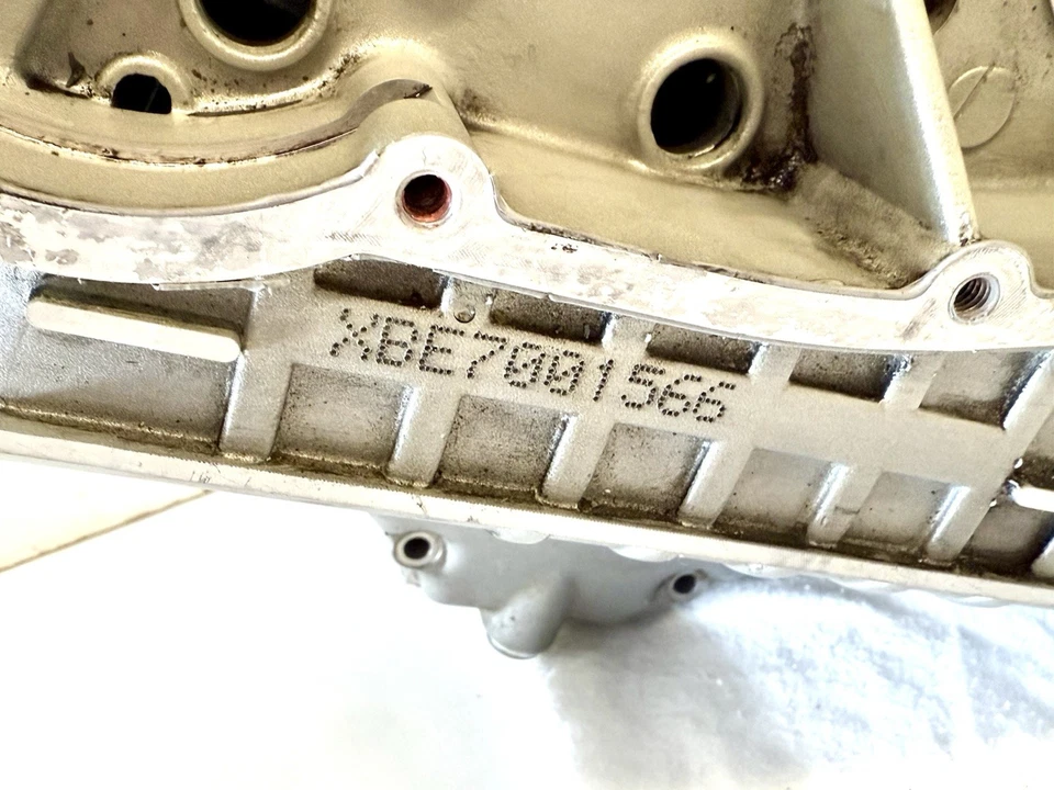 Carcasas cárter motor motor Ducati 07 1098 originales emparejadas 22631262A 22731262A Foto 3 de 4