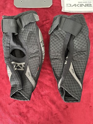 Dakine Slayer Knee Pads Black Small NEW Impact Unisex Cycling Biking Outdoor CE