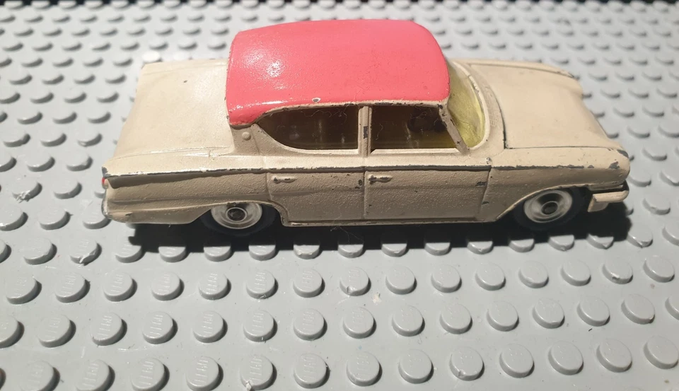 Ford Consul 315 Classic N.234 Corgi Toys 1961 SCALA 1/43 - Immagine 4 di 4