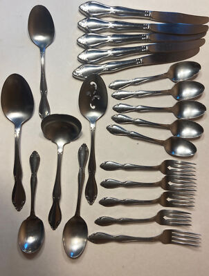 ONEIDA COMMUNITY 21 PIECES. SOME OF THE SPOONS HAVE DINGS ON THE EDGES. @@@@@@@@