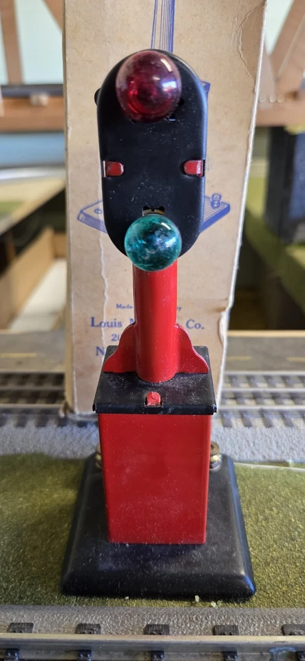 Marx Railroad Block Signal no. 404 W/ Original Box Tested And Working  - Image 2 of 4